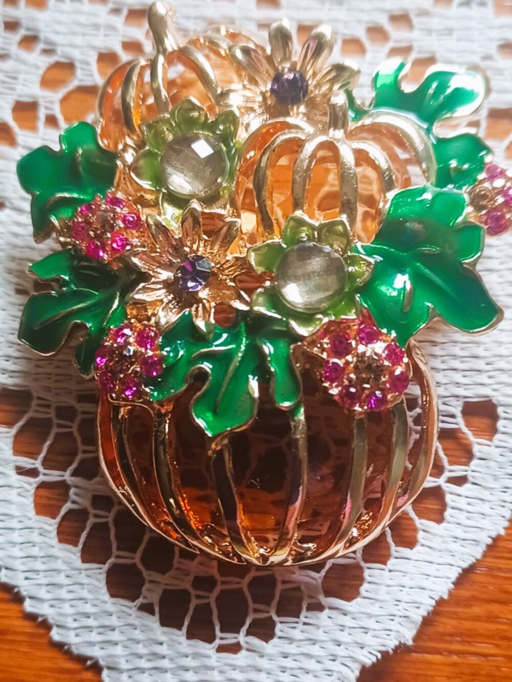 Fall Pumpkin Basket Brooch